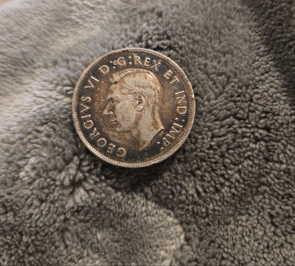 1940 Canadian 50 Cents Half Dollar Silver Coin King George VI - Picture 2 of 4